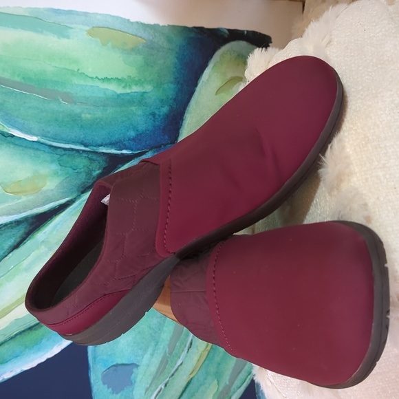 Merrell Women's Encore Kassie Mule Clog Size 1 Burgundy Red Quilt Fabric SlipOn - Picture 6 of 7